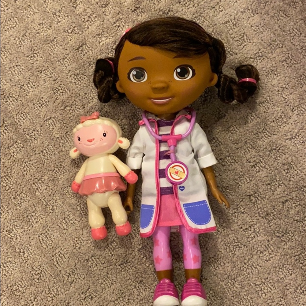 Doc McStuffins and Lamby